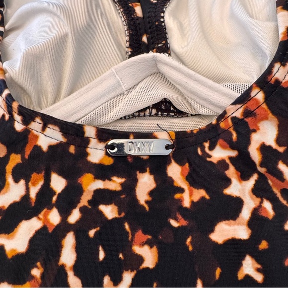 DKNY Printed Ruffle Plunge Underwire Tummy-Control One-Piece Multi, Size 10 - Picture 9 of 12